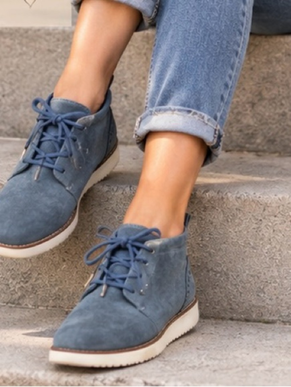 Hush Puppies Suede Ankle Booties in Slate Blue Size 6.5